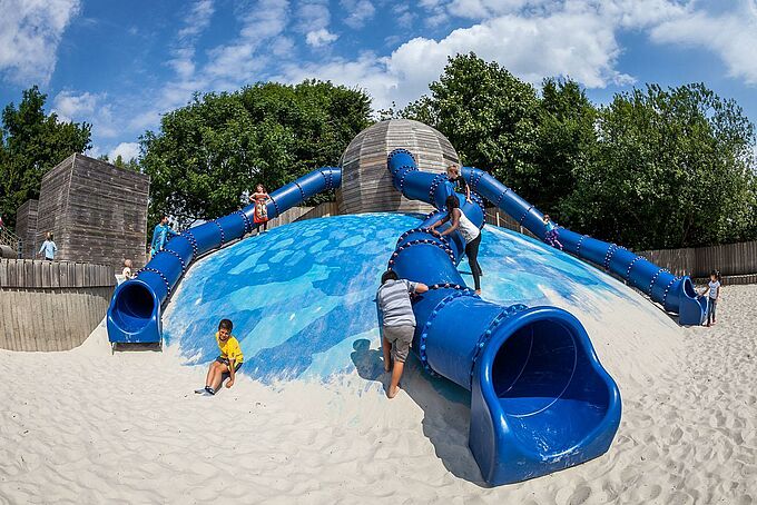 Fugenlosen Fallschutzboden Fugenlosen Fallschutzboden