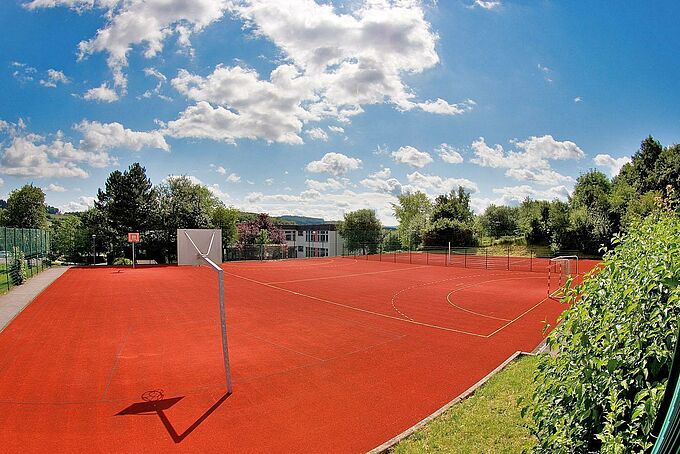 Erste REGUPOL Sportböden Erste REGUPOL Sportböden